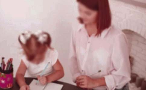 幼师简历自我评价短句