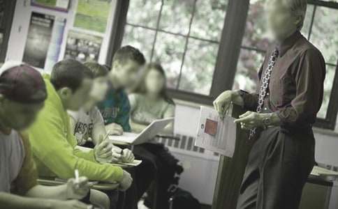 小学教师辞职报告标准范文