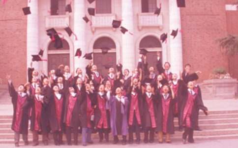 服装毕业设计实习报告