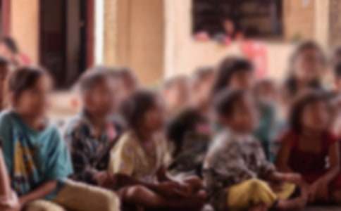 关爱留守儿童倡议书