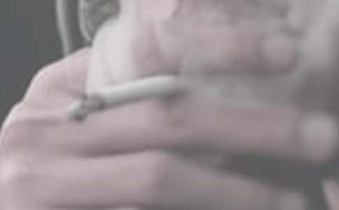 高中生在寝室吸烟检讨书