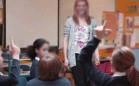 写给小二班老师的表扬信