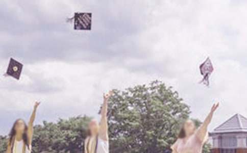 应届毕业生自荐信范文