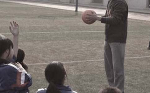 体育教师英文自荐信