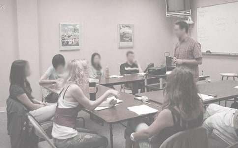 大学生犯错自我反省的检讨书