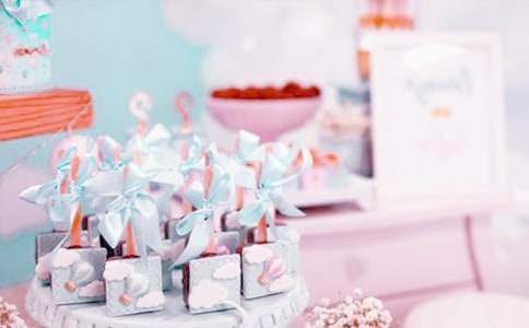 【实用】满月宴的祝福语简短贺词